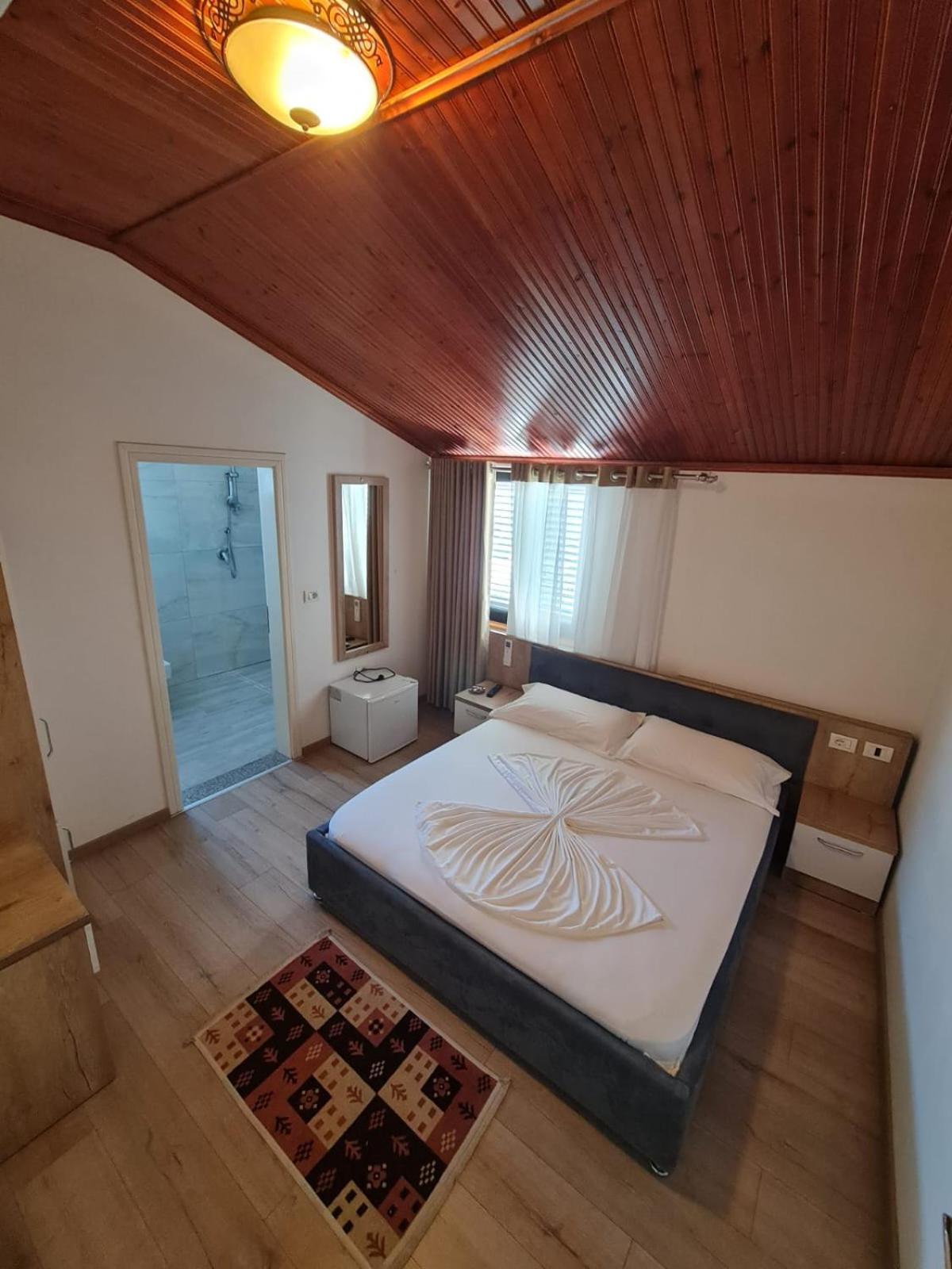 Hotel Darda Kamez Экстерьер фото